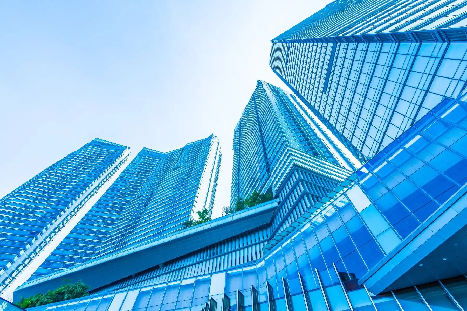 Accounts Receivable Financing vs Factoring: What’s the Difference?